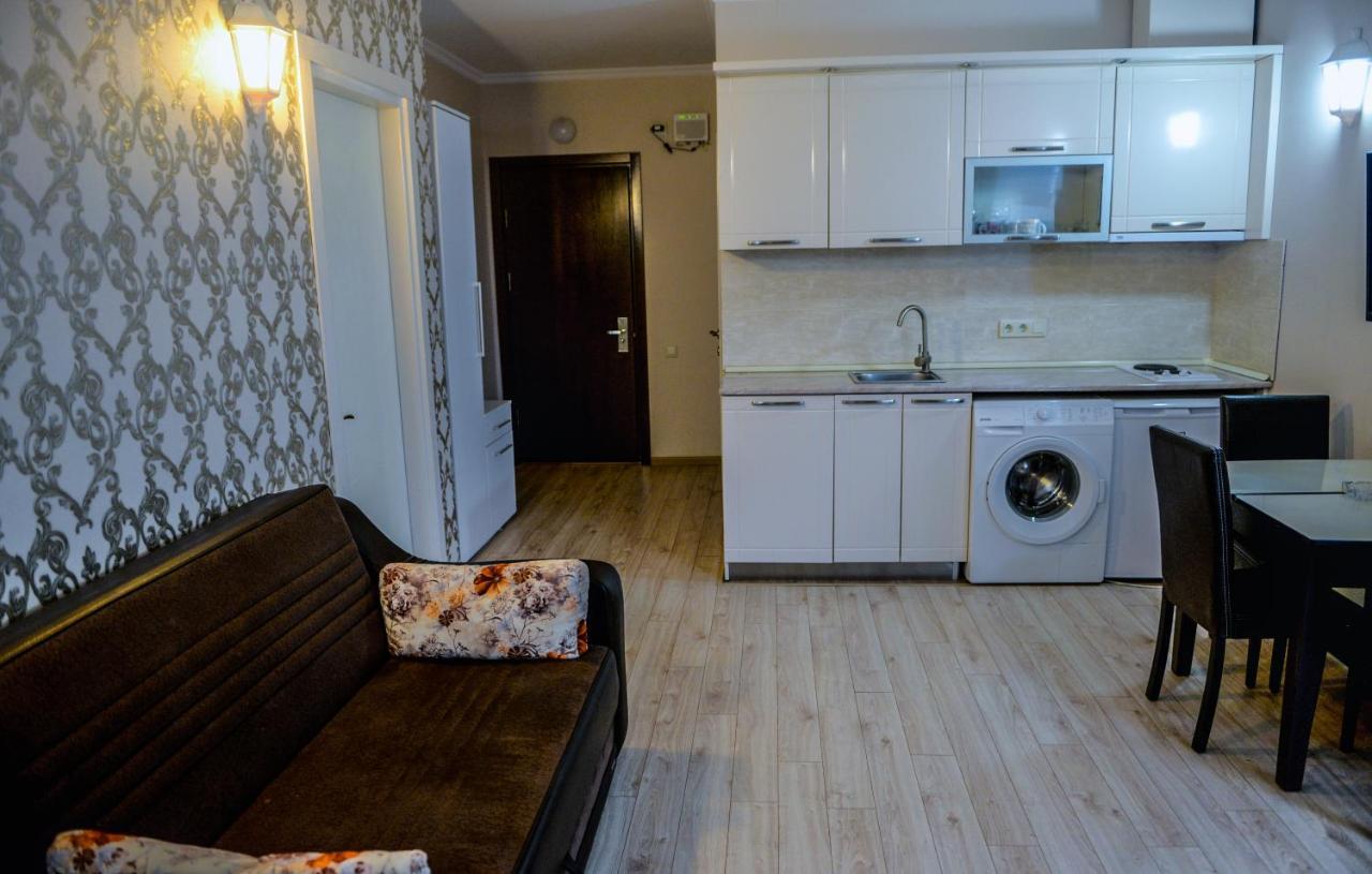 Black Sea Towers Batumi Exterior foto